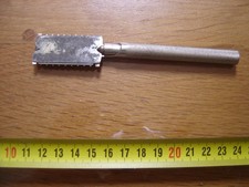 Antique "UP TO DATE" KAMPFE RAZOR SHEERMES RAZOR SAFETY RAZOR Razor