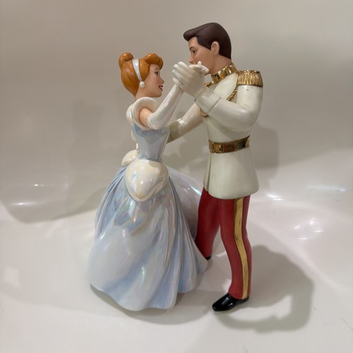 Wdcc disney cinderella - wdcc,