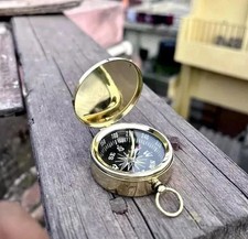 Boussole de poche militaire