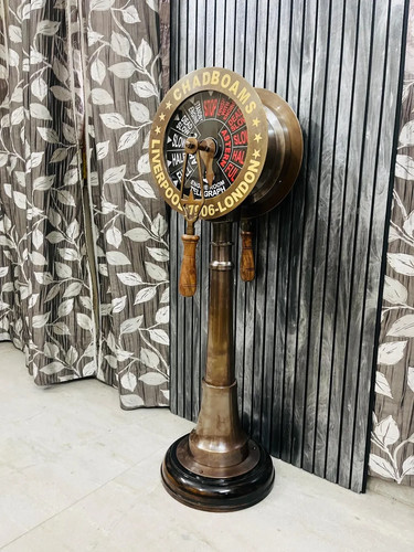 Ancien télégraphe salle - de,