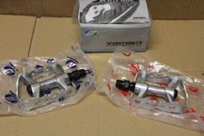 pédales neuves SP 2512 pour