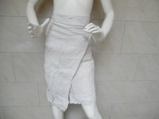 SARAH PACINI jolie jupe