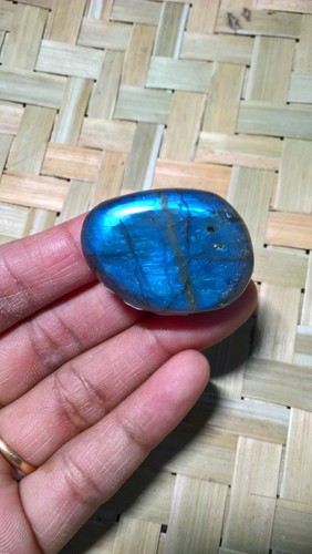 Galet en labradorite - galet,