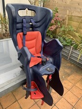 Porte bébé siège enfant sur