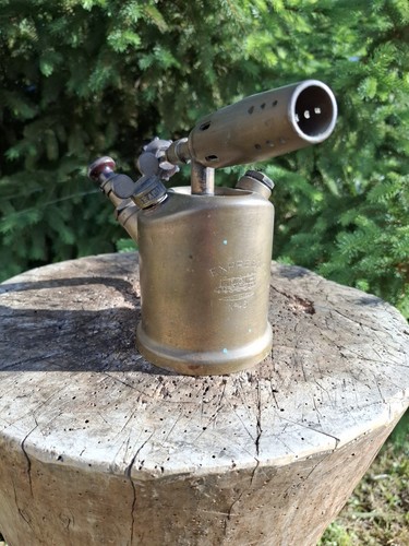 Ancienne lampe souder - lampe,