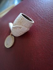 Pipe en terre cuite cassée