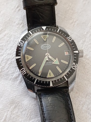 Rare belle montre - et,