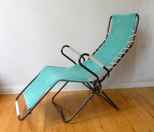 Chaise longue acier - longue, en