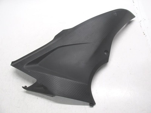 Cache lateral droit - , honda