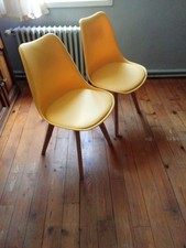 2 chaises scandinave / rétro  Jaune  - NEUVE  - pieds en hêtre massif