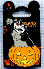 Pin's Disney Chat Lucifer