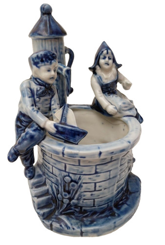 Figurine porcelaine - figurine, en