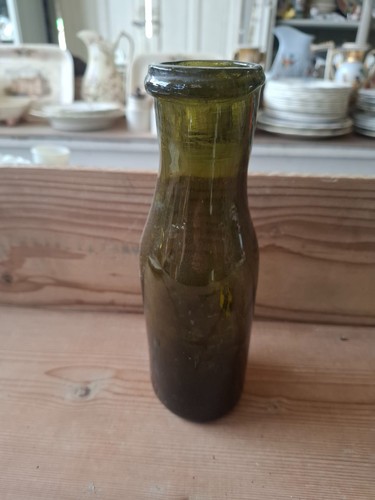 Ancienne bouteille petit