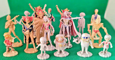 Lot 16 mini figurines