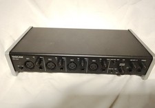 Interface Audio/MIDI USB (4