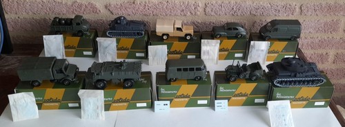 Lot miniatures solido - miniatures,