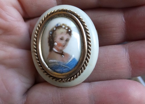 Jolie broche vintage avec - broche,