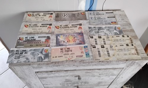 Excellent lot tickets football