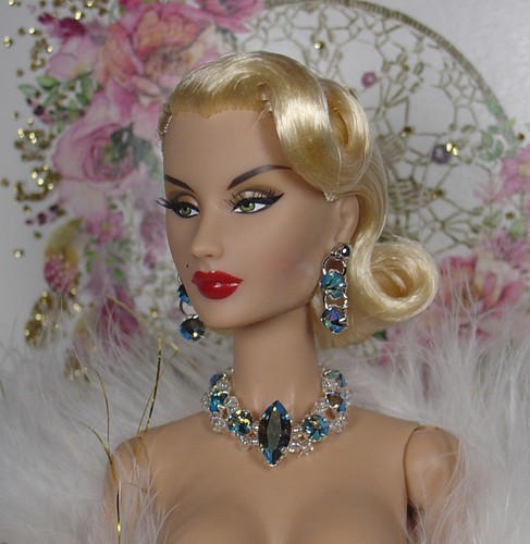 Barbie fashion royalty - fashion,