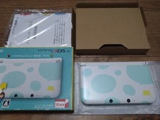 Nintendo 3DS LL Tomodachi Life