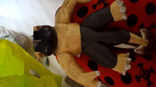Figurine geante