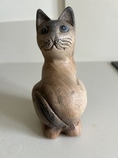 Ornement de chat sculpté en