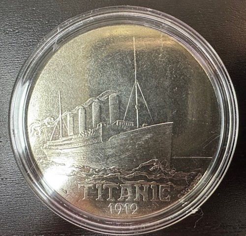 Médaille les grands - -,