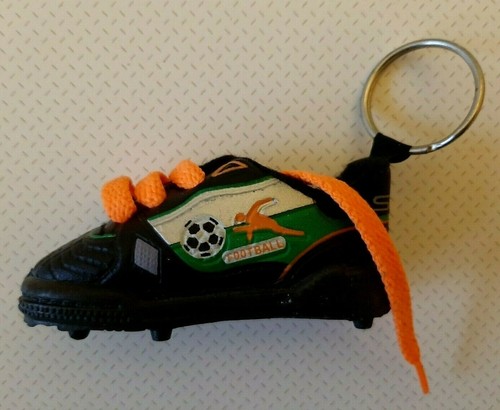 Porte cle football chaussures - football,