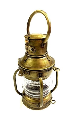 Ancienne lampe pétrole - ancienne,