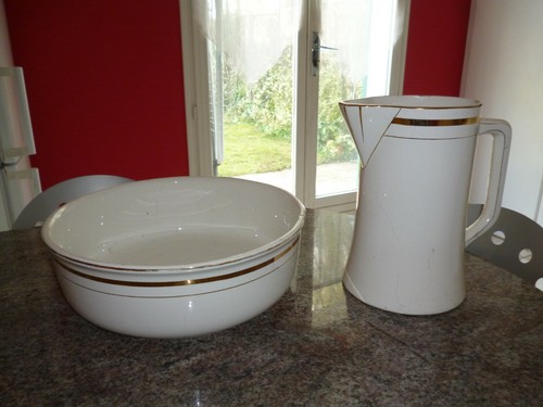 Service toilette - ,