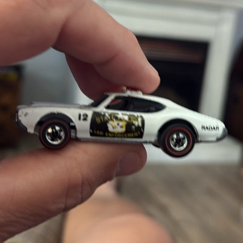 Hot wheels police cruiser 64 - wheels,
