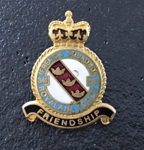 Pin armée groupe - pin’s,