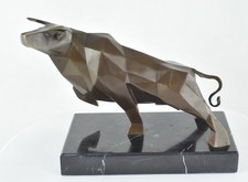 Statue Sculpture Taureau