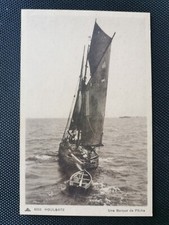 Old postcard 14 Houlgate - A fishing boat