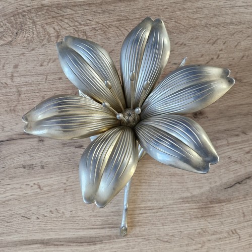 Cendrier fleur métal - , s