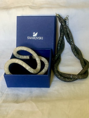 Boîte avec bracelet - bracelet, neuf