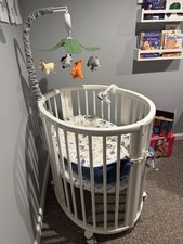 Stokke Sleepi V3 Mini Bundle White with Mattresses Excellent Condition