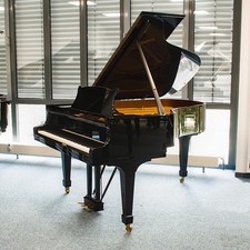 Steinway & Sons Piano, Modèle