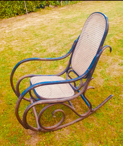 Fauteuil bascule - à,