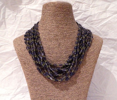 Ancien collier multi rang - , en