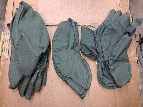 Lot casquettes f1 kaki - de,