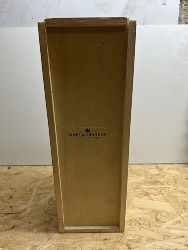 Boîte champagne moet - champagne,