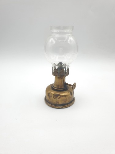 Ancienne petite lampe - ancienne, huile
