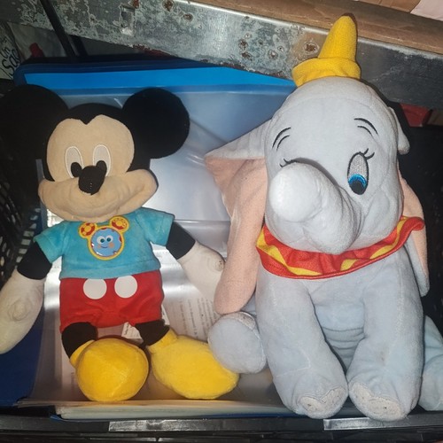 Deux peluches disney - peluches,
