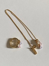 Bague Et Collier Avec