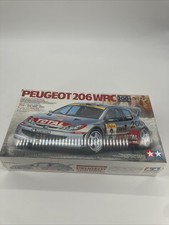 2001 TAMIYA 1:24 PLASTIC MODEL