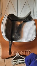 Bates Caprilli Dressage Saddle 17.5"