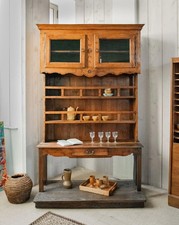 Maximilien, le vaisselier en