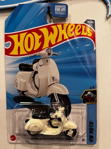 2025 hot wheels white - hot, 90