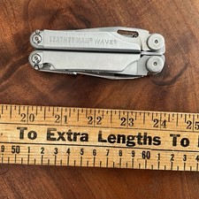 Leatherman WAVE Multi-Tool